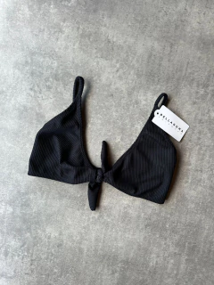 Imagen de CONJUNTO BIKINI KNOT TEXTURA BLACK