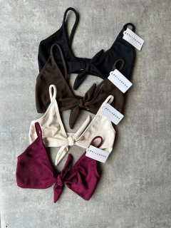 CONUNTO BIKINI KNOT TEXTURA MALBEC