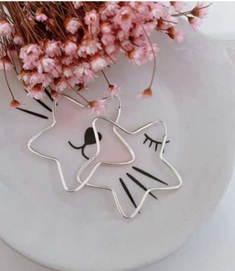 Brinco Argola EStrela 4cm - comprar online