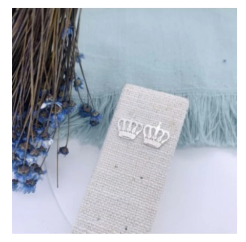 Brinco Coroa Media Prata 925 - comprar online