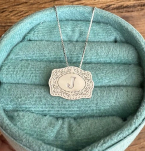 Pingente Fivela com letra - Prata 925