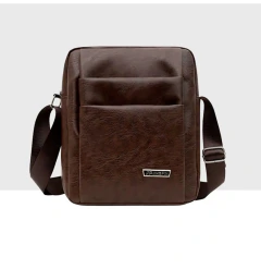 Bolsa Masculina Transversal Shoulder Couro JP* 1902 - loja online