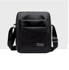 Bolsa Masculina Transversal Shoulder Couro JP* 1902 - Simple Market