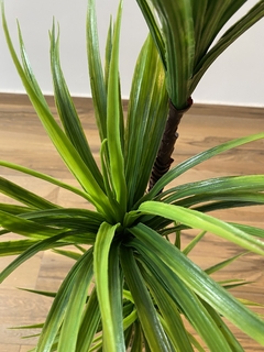 Yucca artificial 1,45 metros (Verde) com 3 troncos