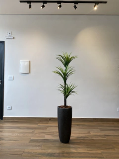 Yucca artificial 1,45 metros (Verde) com 3 troncos - Cristal Garden