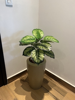 Folhagem artificial 45cm completa com vaso na internet