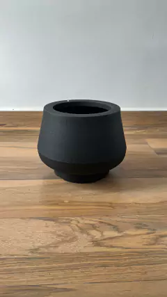vaso de polietileno 30x25cm (Preto) na internet