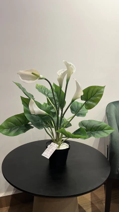 folhagem copo de leite artificial 55cm - comprar online