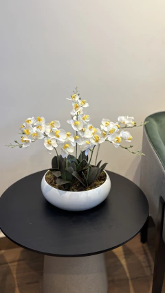 Arranjo centro de mesa orquídeas permanente 40cm