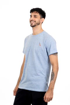 Remera Cielo en internet