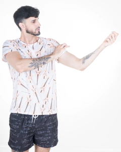 Violin T-shirt - comprar online
