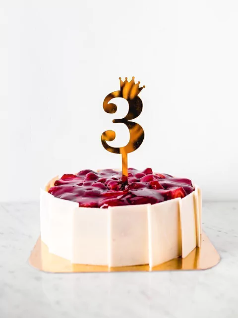 Topper acrilicos oro