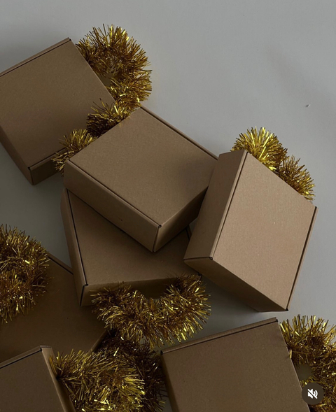 PARTY LACE BOX