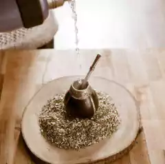 Pack x 3: Yerba Mate Tradicional Tucanguá 1 Kg. - Andalhue