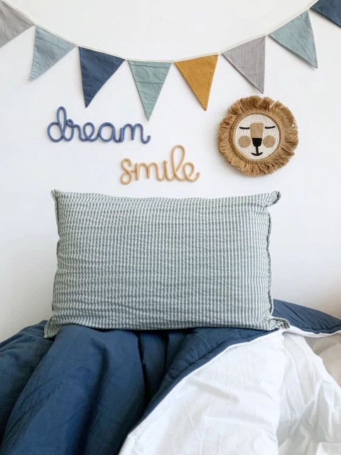 Almohadon Lotus 60 x 40 cm - comprar online