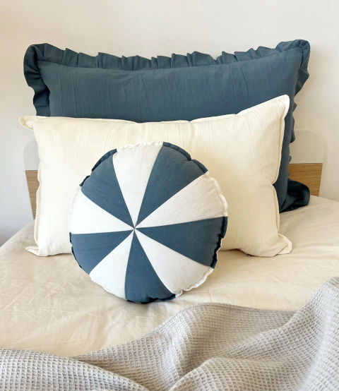 Imagen de Almohadon Volados