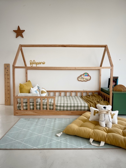 cama casita Miranda