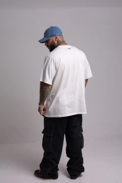 T-shirt Basic Off-White (Oversized) na internet