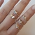 Anillo B129 mariposita plain