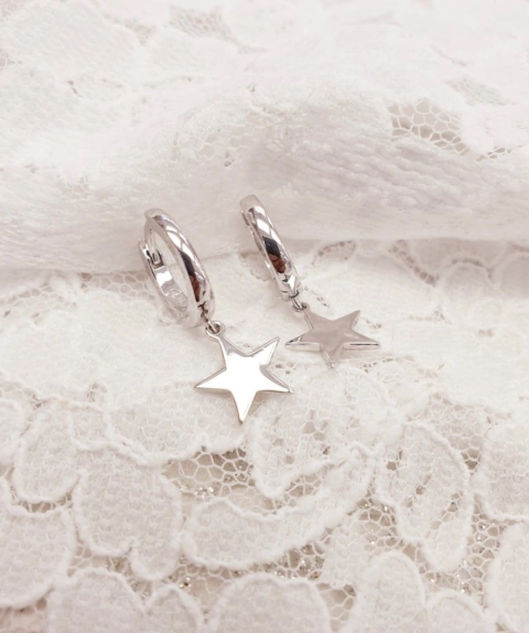 Argollitas Estrellita lisa plateada