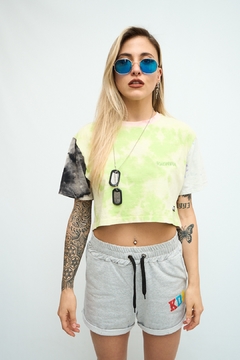 REMERA GROOVY GREEN