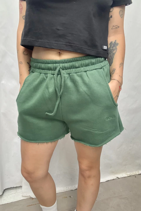 SHORT RELAXED GREEN - comprar online