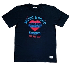 REMERA MUSIC & FOOD BLACK en internet