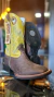 BOTA DGO MARROM C AMARELO DGO62
