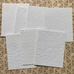 Pack x 10 tarjetas con embossing - katu