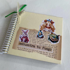 Imagen de AGENDA CUADRADA 2026