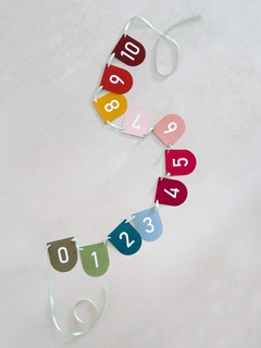 Guirnaldas NUMBERS multicolor - comprar online