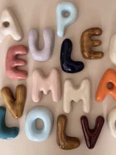 Letras BUBBLE de ceramica en internet