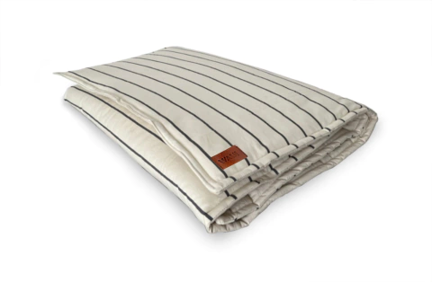 PILLOW LINES