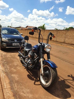 Imagem do Kit Guidão Seca Sovaco - 15" Pol. Altura - Tubo 1.1/4" Pol. - PRETO - Harley Davidson - Fat Boy (2018+)