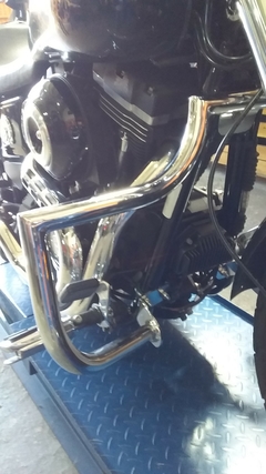Imagem do Mata cachorro/Protetor de Motor - Asa - CROMADO - Harley Davidson - Dyna (Até 2017)