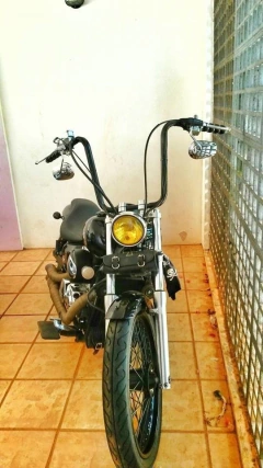Imagem do Kit Guidão Seca Sovaco - 18" Pol. Altura - Tubo 1.1/4" Pol. - PRETO - Honda - Shadow 750
