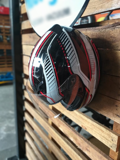 Imagem do Suporte Multifuncional para Capacete Jaqueta Mochila - PRETO