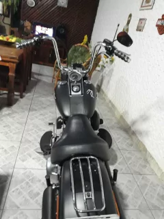 Guidão Seca Sovaco - 12" Pol. Altura - Tubo 1.1/4" Pol. - CROMADO - Harley Davidson - Fat Boy (Com Acelerador Eletrônico)