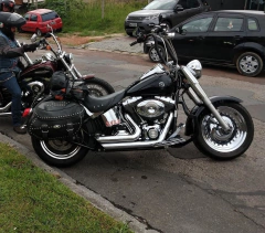 Guidão CURVE Seca Sovaco - 15" Pol. Altura - Tubo 1.1/4" Pol. - PRETO - Harley Davidson - Fat Boy (Com Acelerador Eletrônico) - comprar online