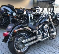 Kit Guidão Seca Sovaco - 15" Pol. Altura - Tubo 1.1/4" Pol. CURVE - CROMADO - Harley Davidson - Fat Boy (2018+) - Ronco V2