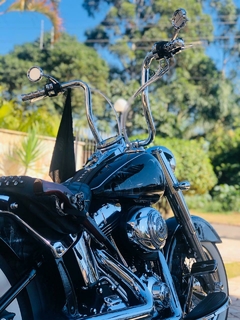 Kit Guidão e Cabos CROMADOS - Seca Sovaco - 14" Pol. Altura - Tubo 1.1/4" Pol. CURVE - Harley Davidson - Heritage (Sem ABS) - Ronco V2