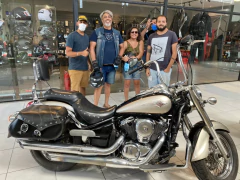 Kit Guidão Seca Sovaco - 15" Pol. Altura - Tubo 1.1/4" Pol. CURVE - CROMADO - Kawasaki - Vulcan 900 Custom (com riser) na internet