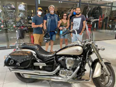 Kit Guidão Seca Sovaco - 16" Pol. Altura - Tubo 1.1/4" Pol. CURVE - PRETO - Kawasaki - Vulcan 900 Custom (com riser) na internet