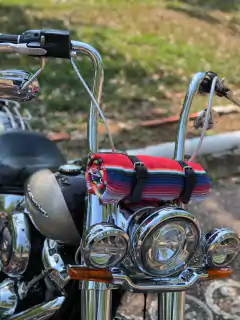 Imagem do Kit Guidão e Cabos CROMADOS - Seca Sovaco - 14" Pol. Altura - Tubo 1.1/4" Pol. CURVE - Harley Davidson - Heritage (2018+)