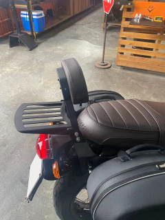 Sissy Bar Destacável - PRETO (marrom) - Triumph - Bonneville T120 (2017-2023) - loja online