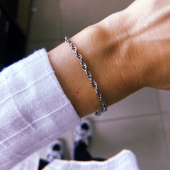 Pulsera espejada fina - acero quirúrgico (cod 11)