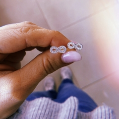Aros infinito mediano - plata 925 (cod 20)