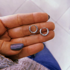 Argollas Facetadas (1,2 Cm) - Acero Quirúrgico (Cod 12)