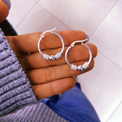 Argollas bolita & tejido (2,5 cm) - acero blanco (cod 15)