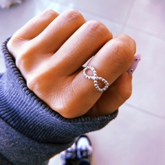 Anillo infinito bolitas - plata 925 (cod 17)